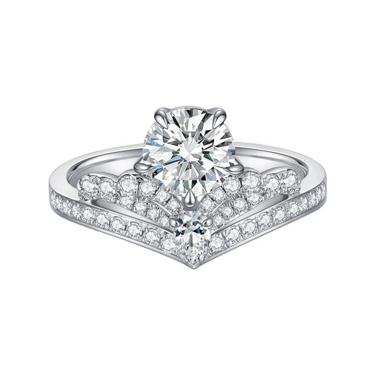 18K Gold Round Lab-Grown Diamond Engagement Ring — Valentine's Day Gift for Her