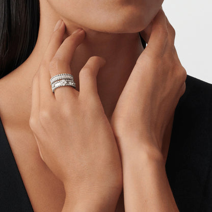 Van Cleef & Arpels ring