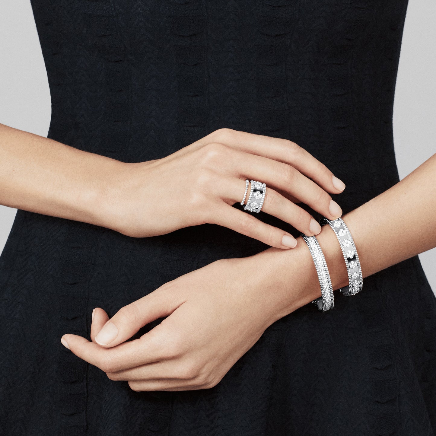 Van Cleef & Arpels ring