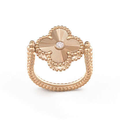 Van Cleef & Arpels ring