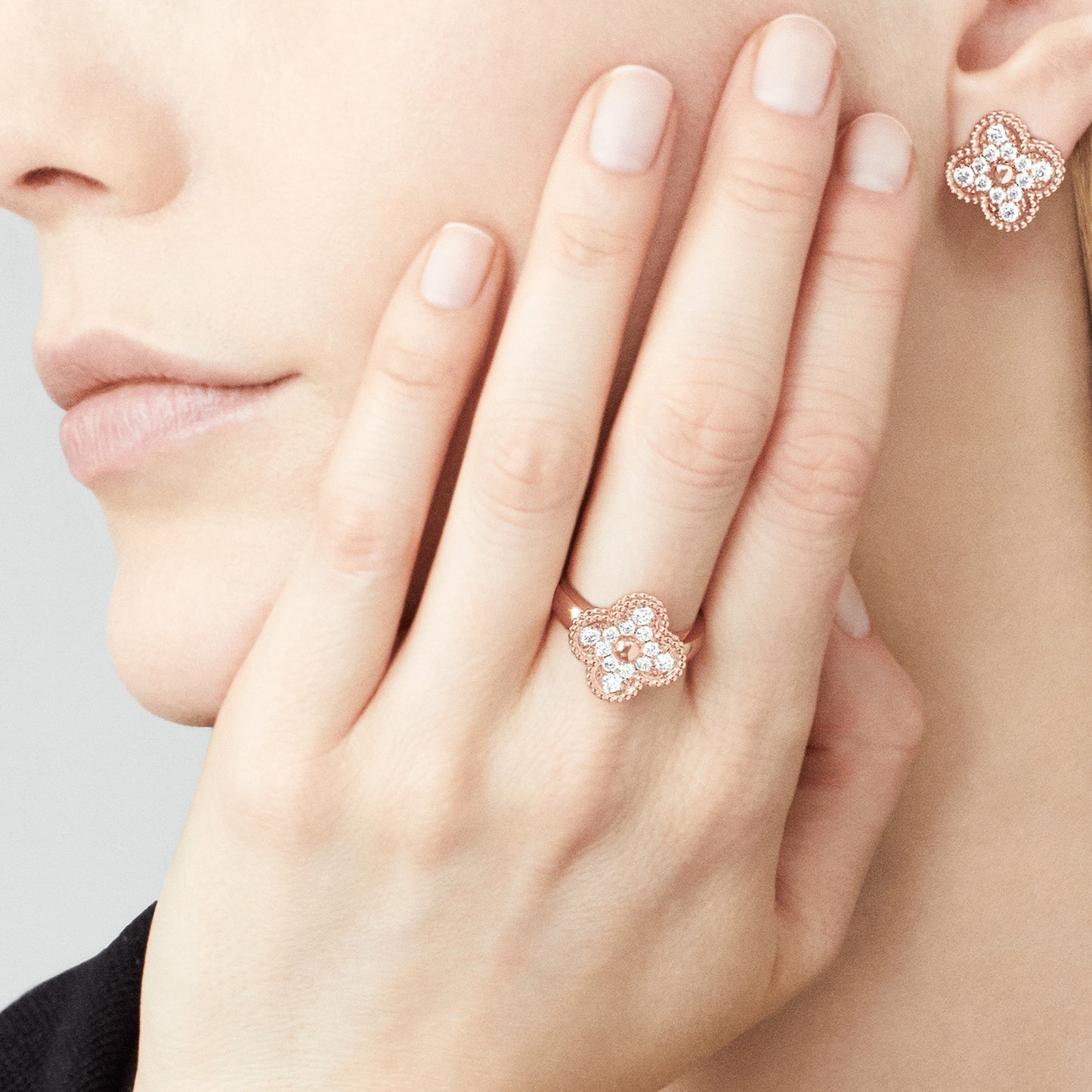 Van Cleef & Arpels ring