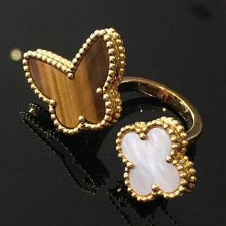 Van Cleef & Arpels ring