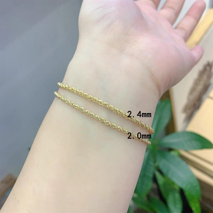 18K Gold Twisted Link Chain – A Gift for Men and Women