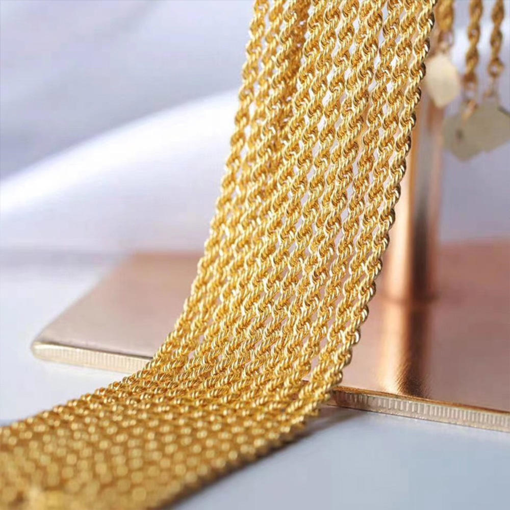 18K Gold Twisted Link Chain – A Gift for Men and Women